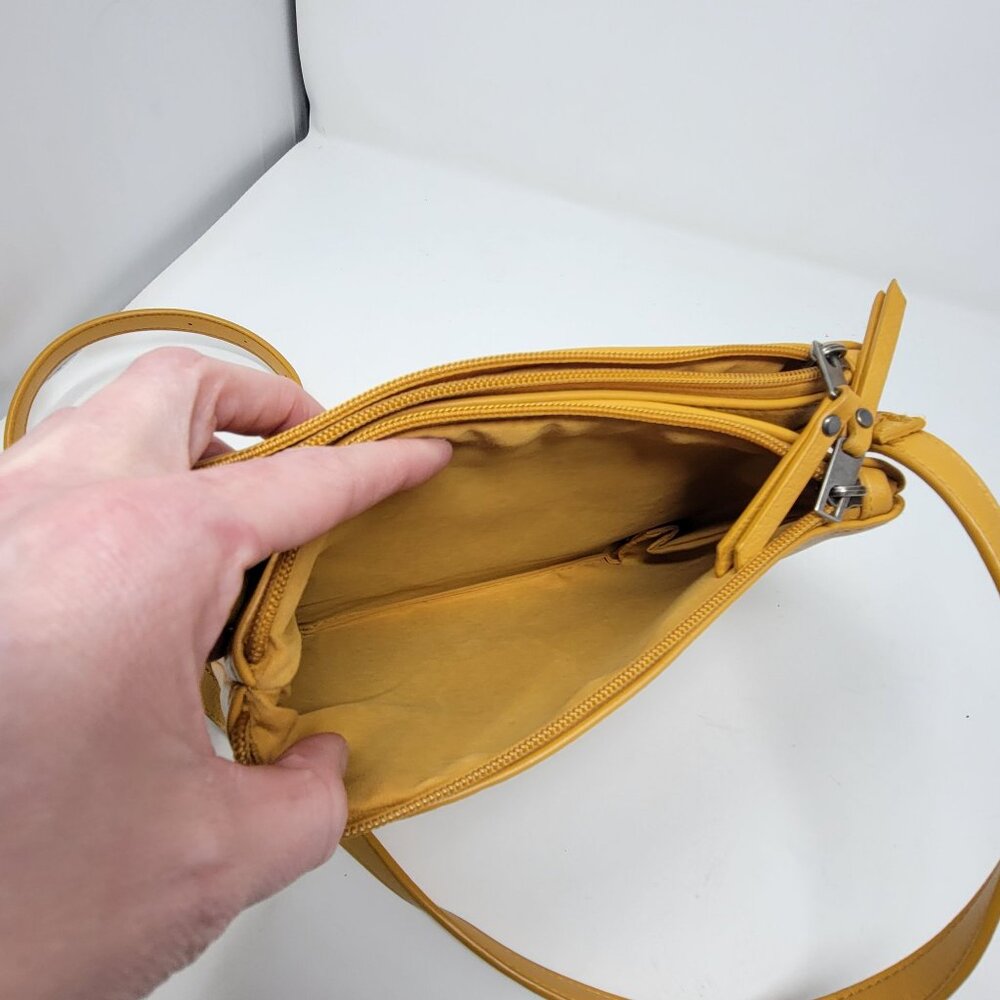 Roxy Women's Part Of You Small Double Zip Crossbody Purse Bag Mustard Yellow Och - Picture 10 of 10